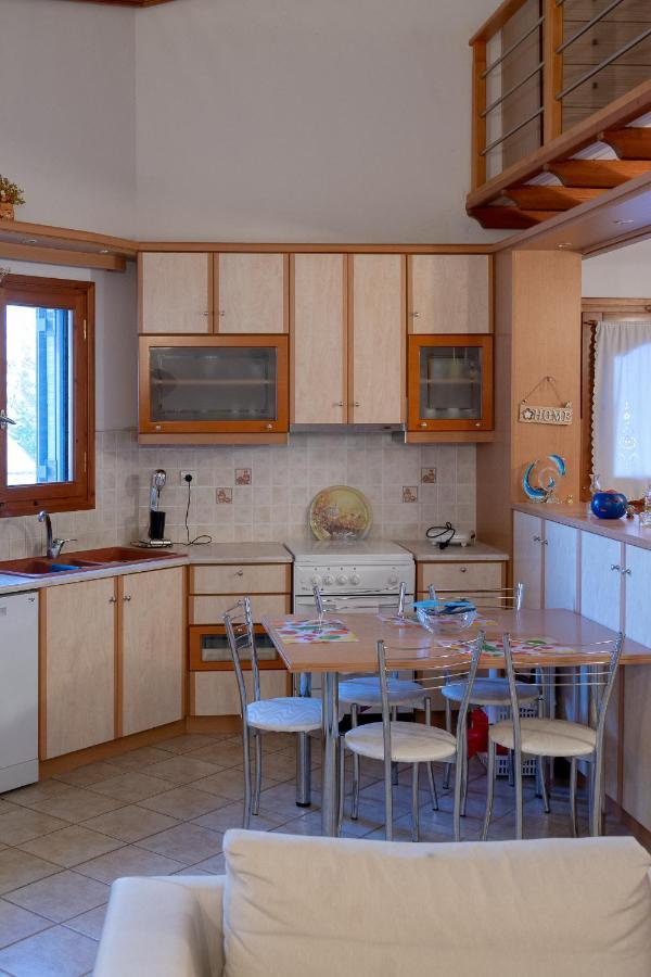 Papadogiannopoulos House เอยิโอ ภายนอก รูปภาพ